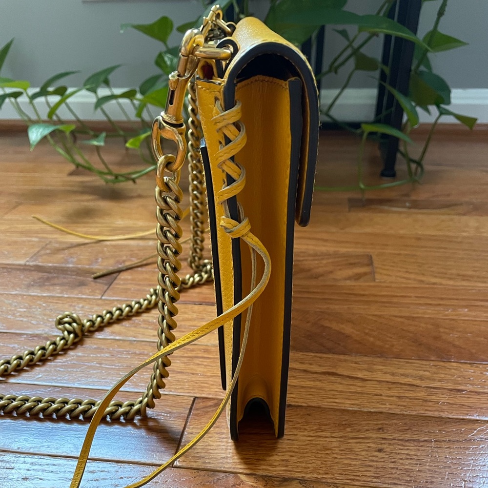 Gucci Animalier Yellow Shoulder Bag - Picture 5 of 15